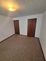 409 S Home Ave #1 - Photo 6 of 13