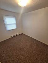 409 S Home Ave #1 - Photo 7 of 13