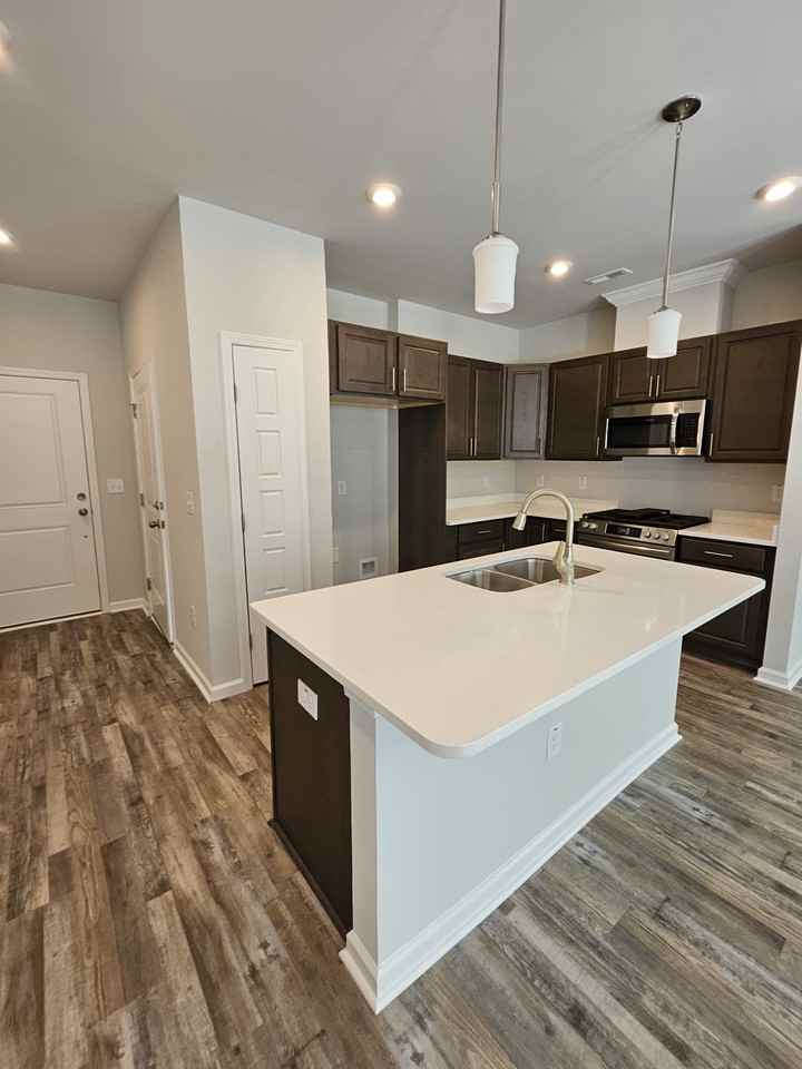 270 Shingle Oak Rd #1 - Photo 2 of 19