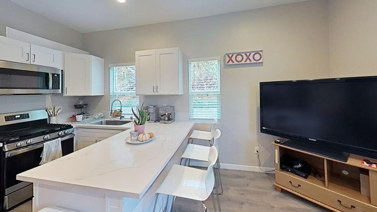 5138 Alumni Pl #1 - Photo 3 of 22