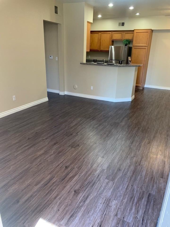 8250 Vineyard Ave - Photo 6 of 19