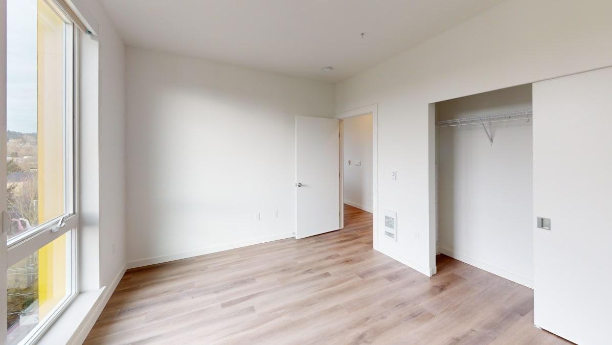 8460 164th Ave Ne - Photo 4 of 37