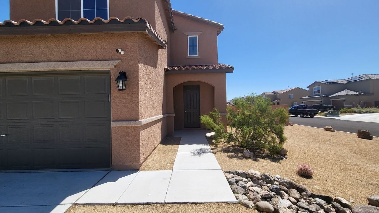 3807 E Summit Ave - Photo 4 of 50