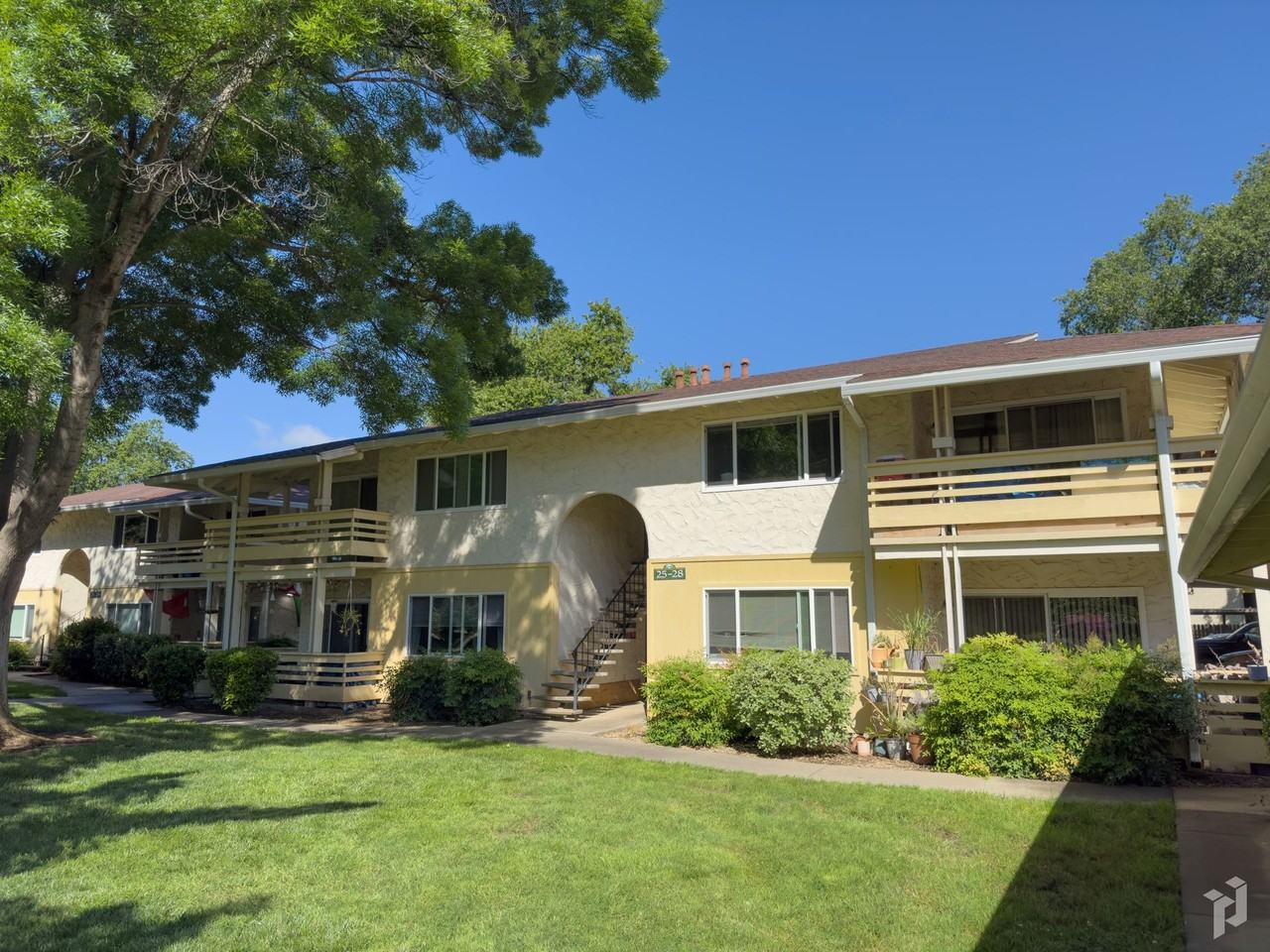 Lassen Villa Apartments - Photo 3 of 50