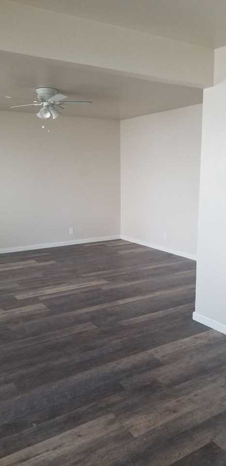 1491 Diablo Dr - Photo 6 of 11