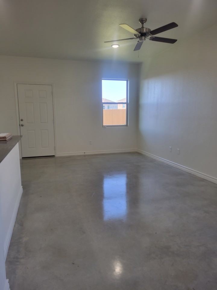 2329 Zanoletti - Photo 3 of 28