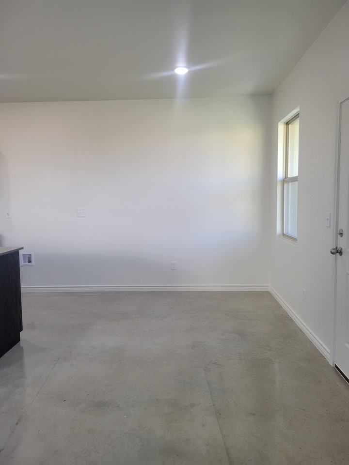 2329 Zanoletti - Photo 4 of 28