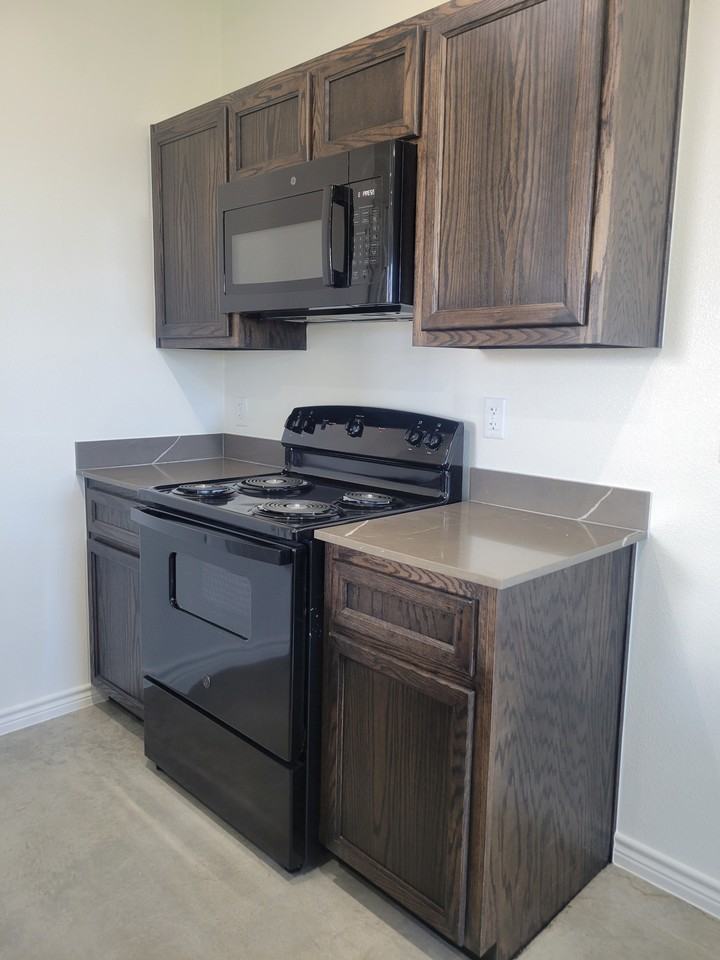 2329 Zanoletti - Photo 5 of 28