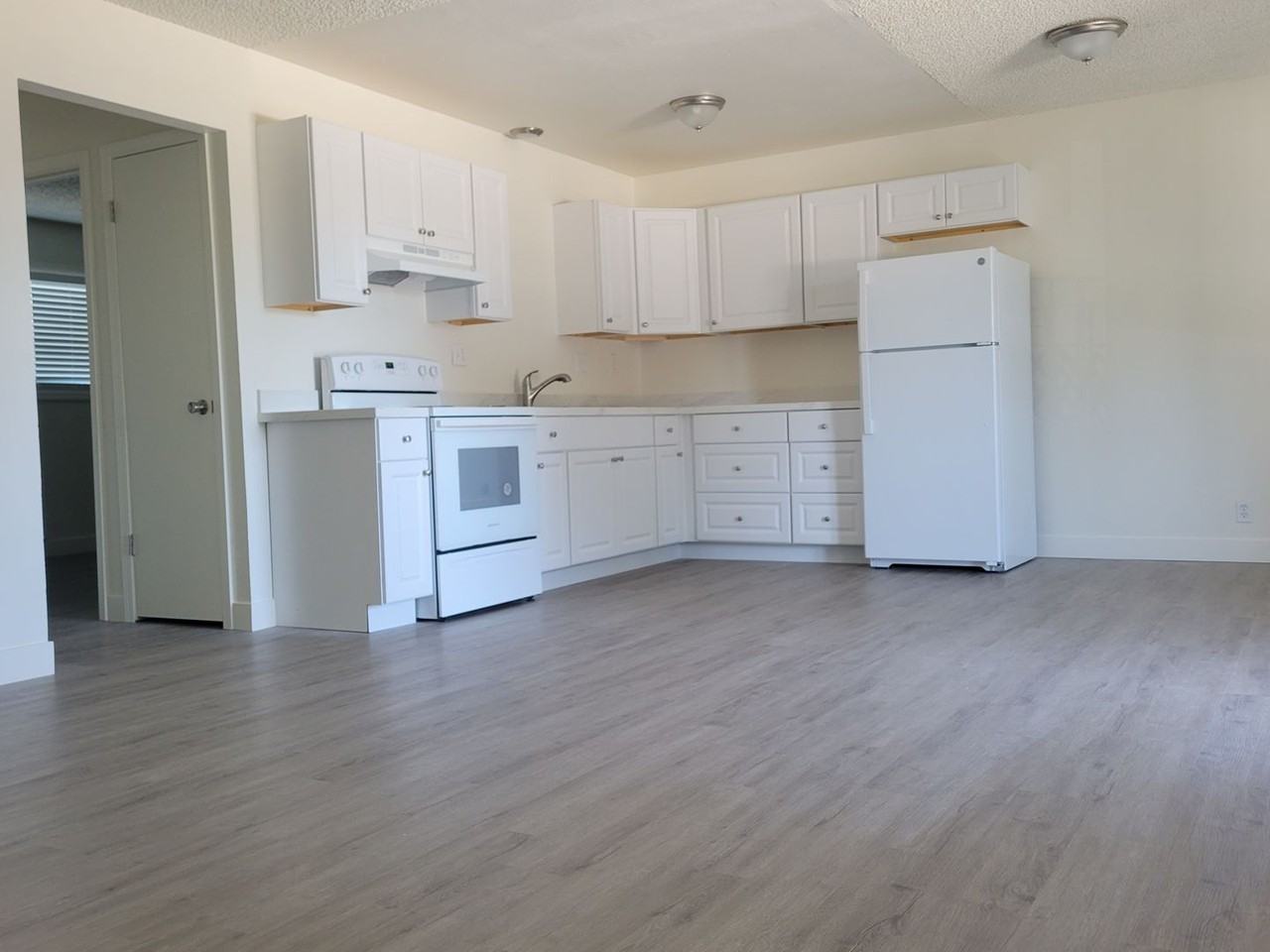 Cotton Apartments - Photo 2 of 8