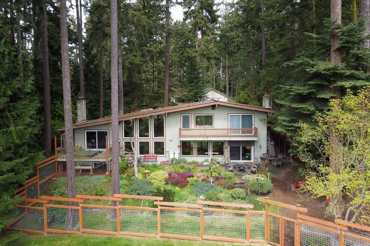 590 Ridge View Dr - Photo 3 of 50