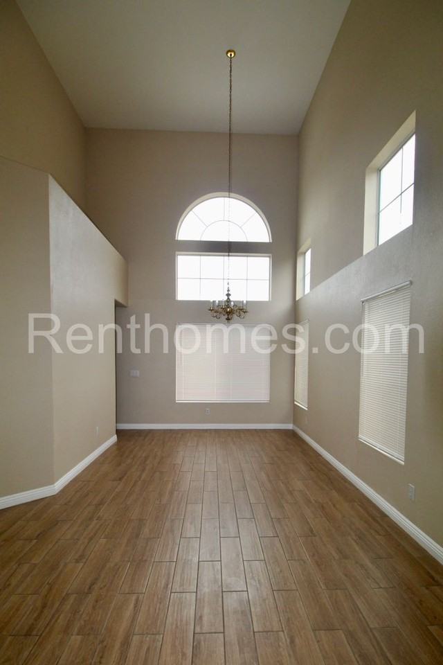 11597 Trailbrush Pt - Photo 2 of 37