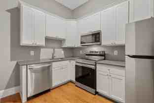 6 S Calvert Street - Photo 1 of 1