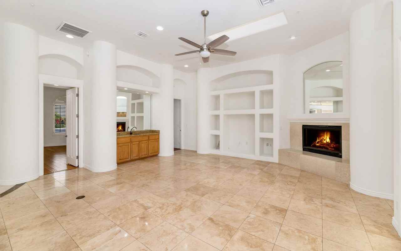 11139 E Cannon Dr - Photo 6 of 26