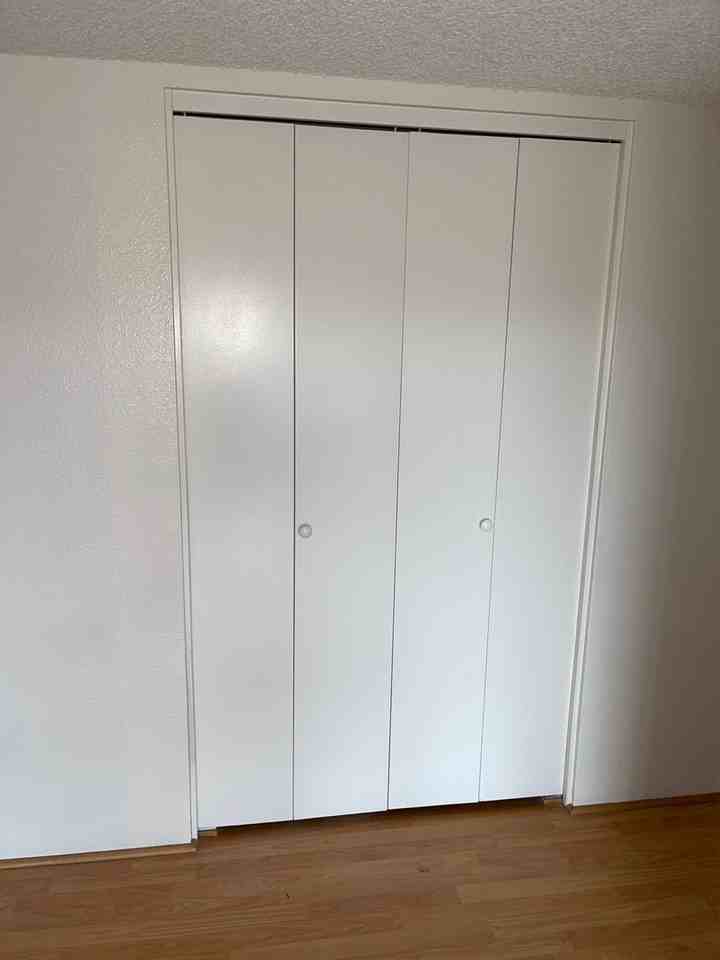 3764 Hiawatha Dr - Photo 5 of 9