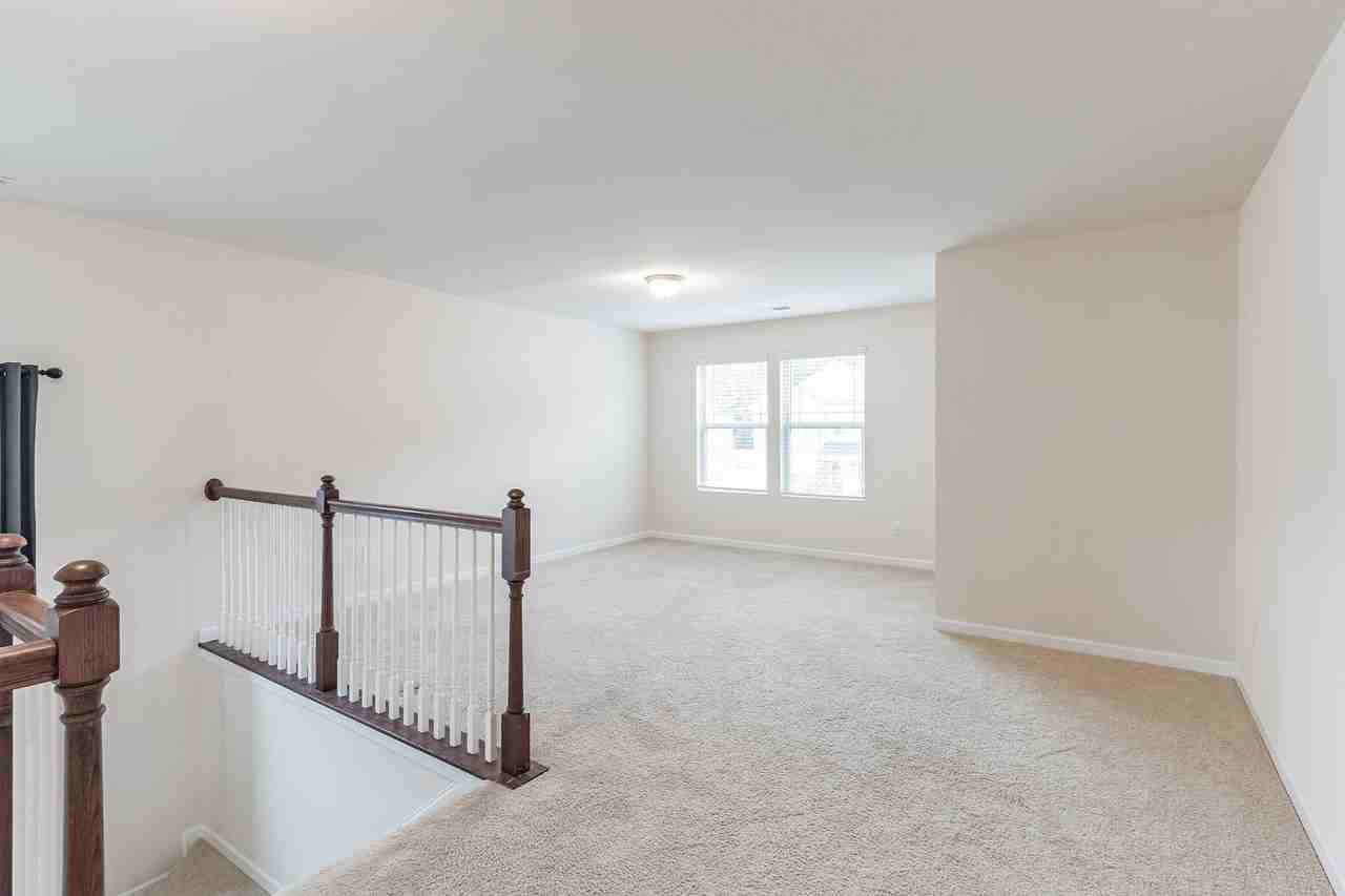 15226 Red Canoe Way - Photo 4 of 16