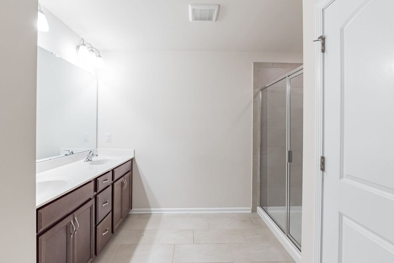 15226 Red Canoe Way - Photo 5 of 16