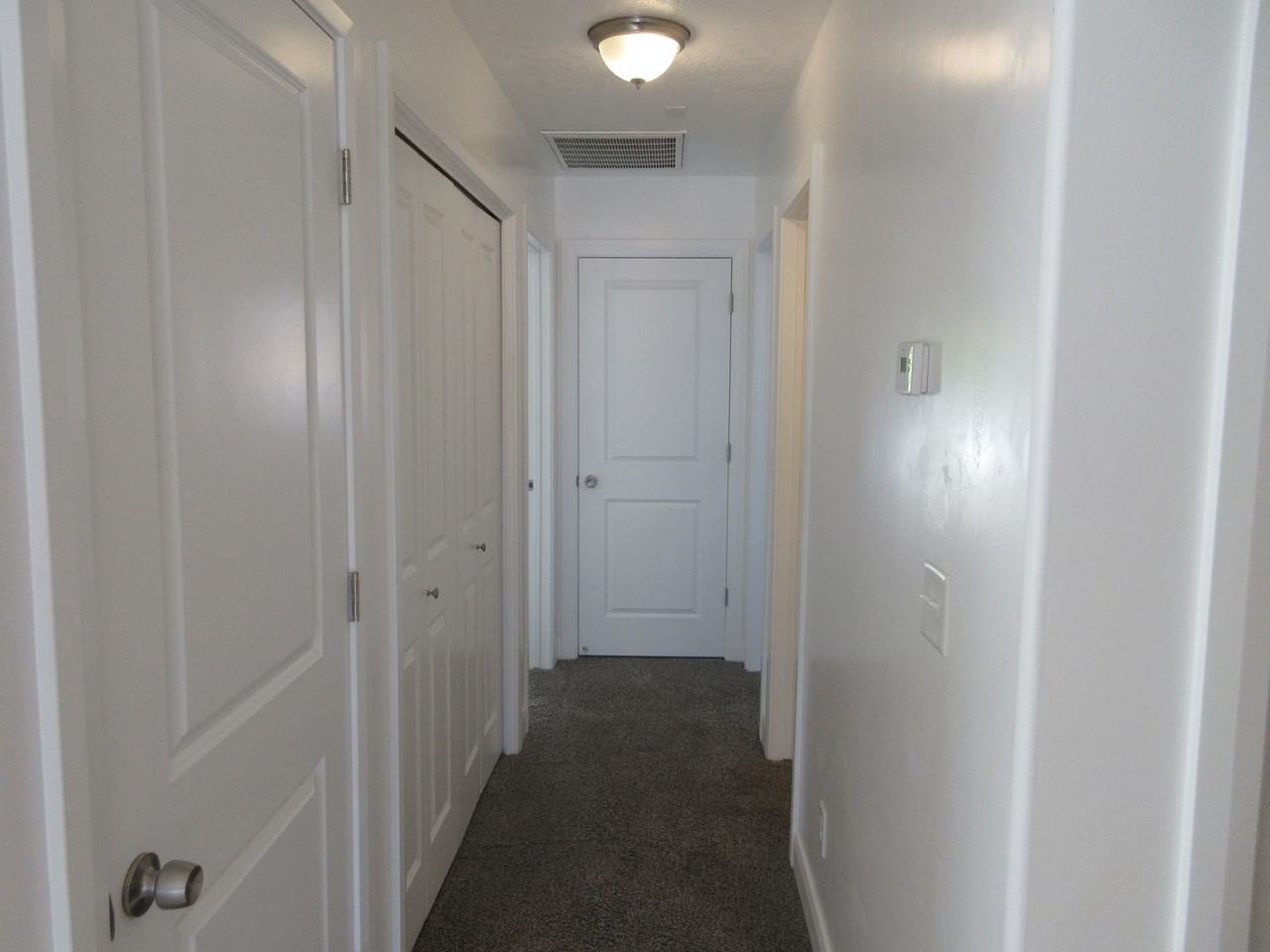 2635 N Shady Place Ln - Photo 6 of 17