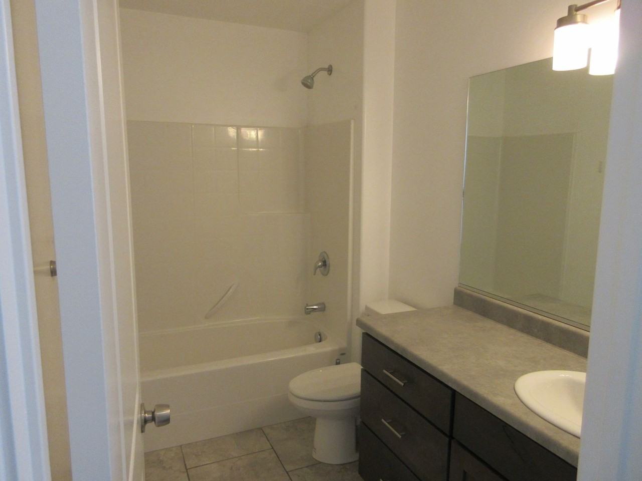 2635 N Shady Place Ln - Photo 7 of 17