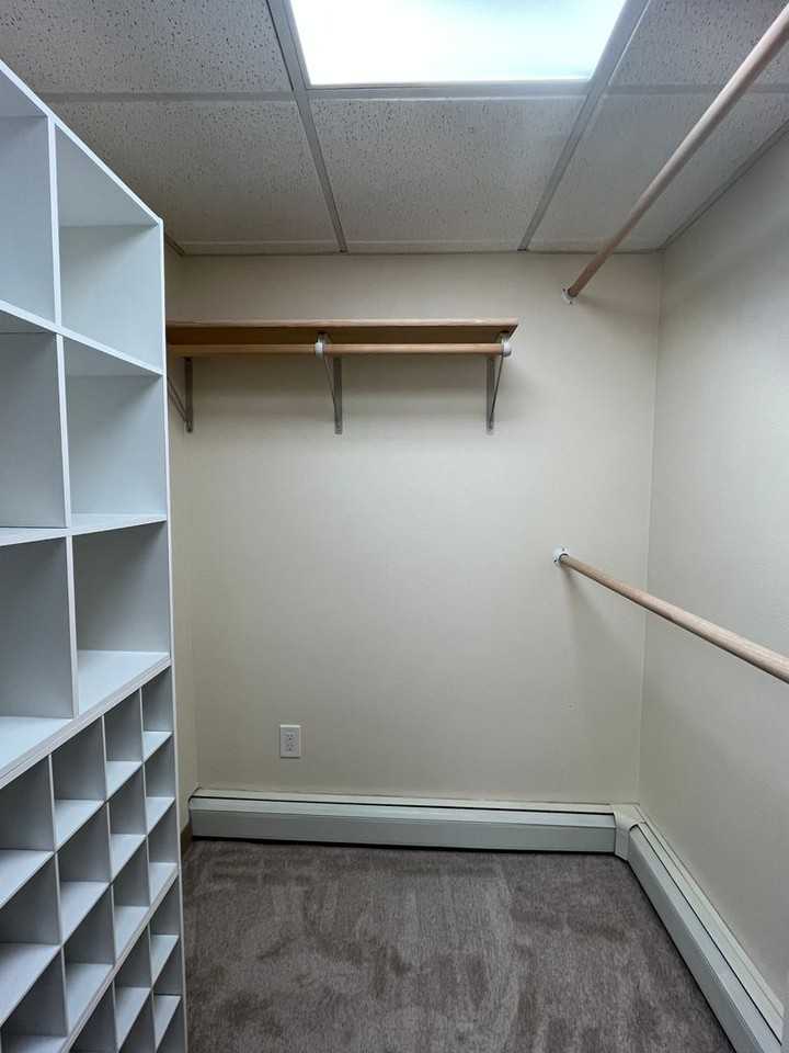 560 Wigwam Way - Photo 4 of 14