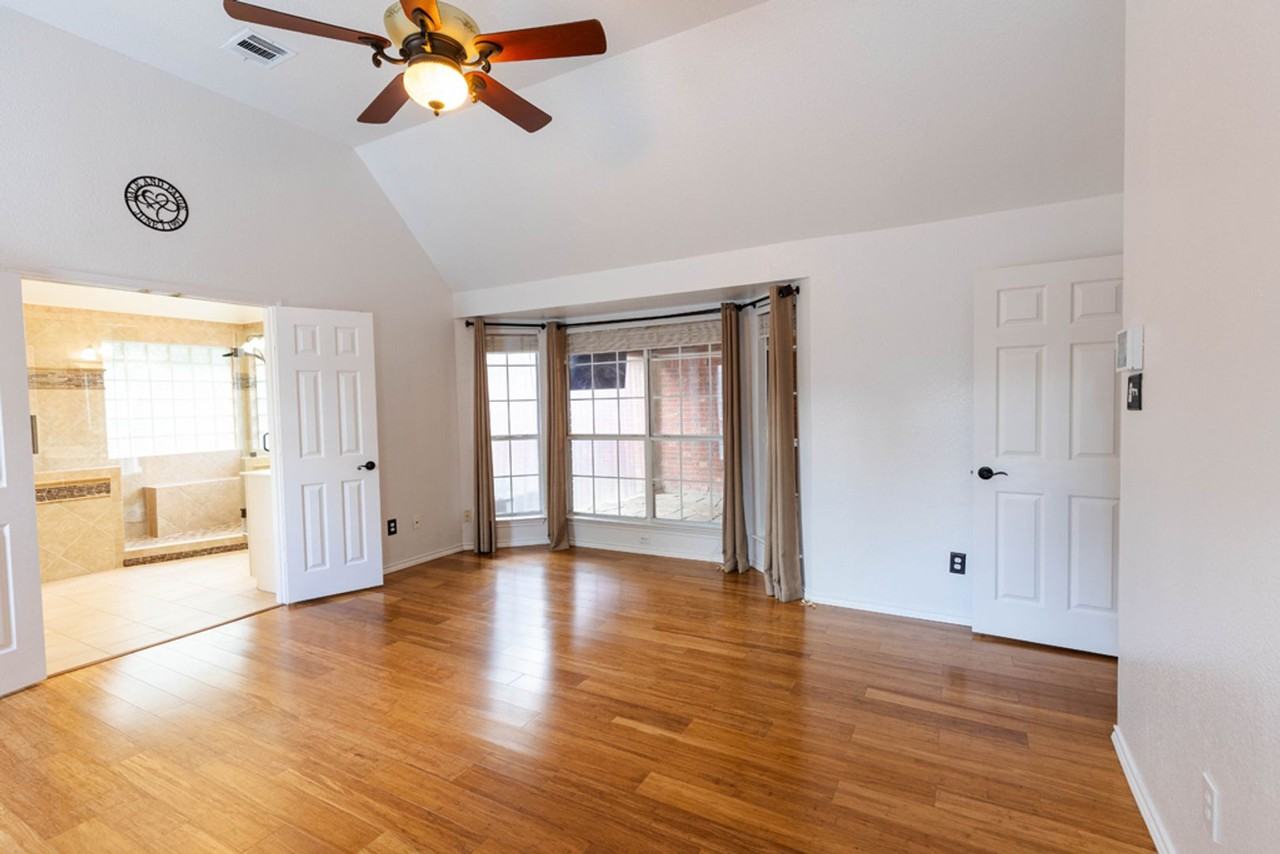 710 Bel Air Dr - Photo 3 of 23