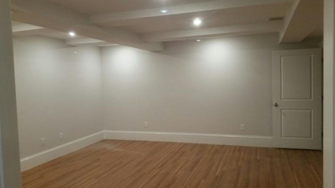 2040 Beacon St - Photo 4 of 12