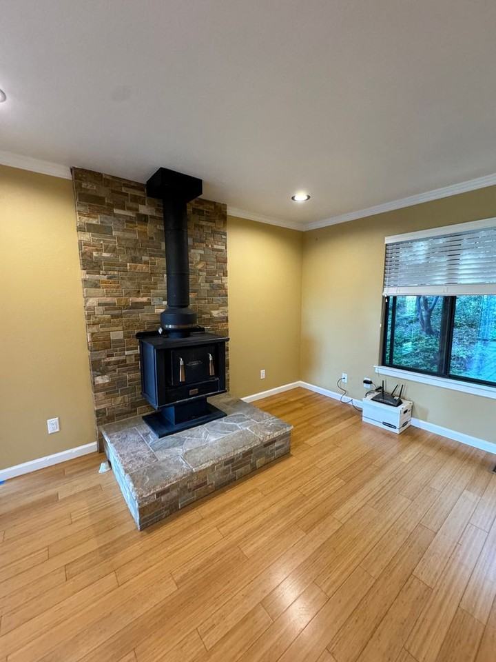 799 Hilltop Ct - Photo 2 of 15