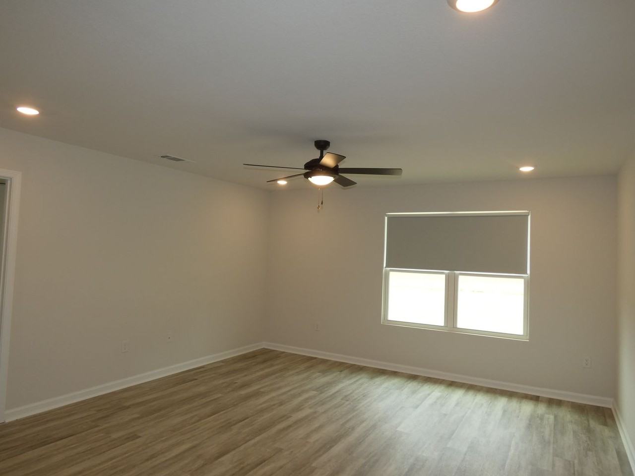8617 Tarsus Dr - Photo 5 of 21