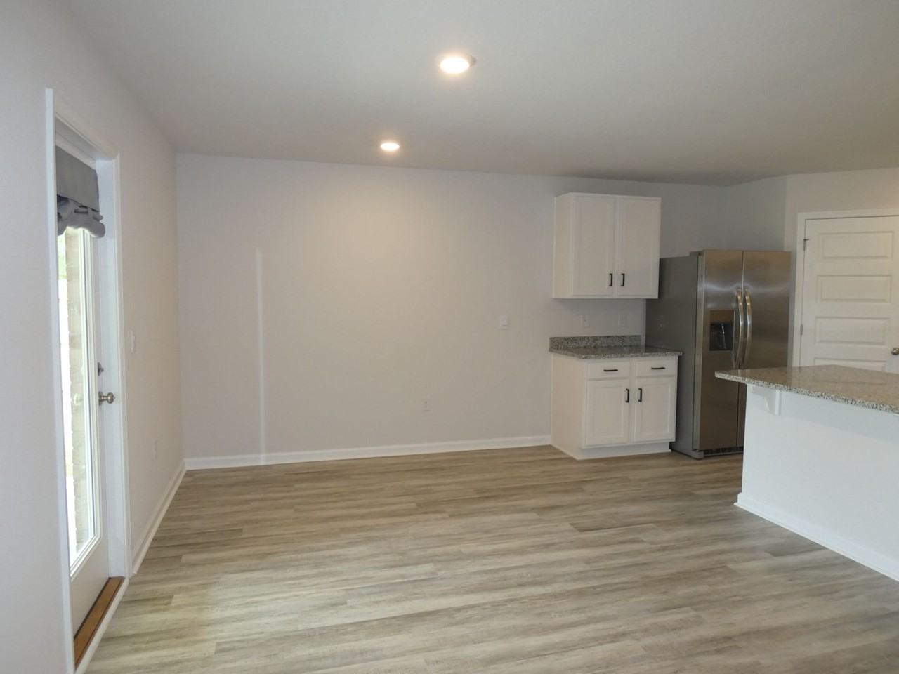 8617 Tarsus Dr - Photo 7 of 21