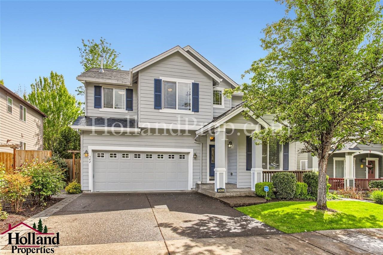 342 Nw Malia Ln