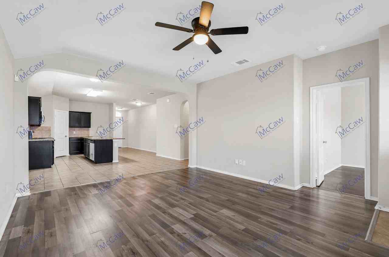 2720 Gains Mill Dr - Photo 3 of 21