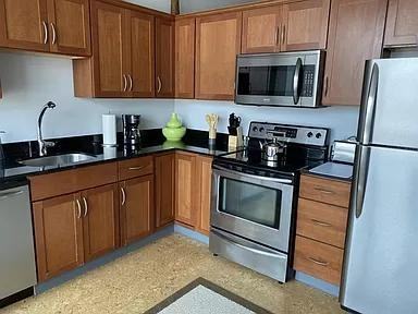 851 W Front St ##602 - Photo 5 of 11