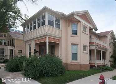 222 N Pinckney Street - Photo 2 of 2