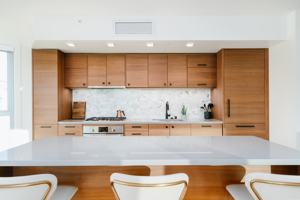 featured image of 971 Eddy St