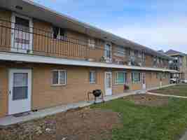 featured image of 839 Cedar St #4