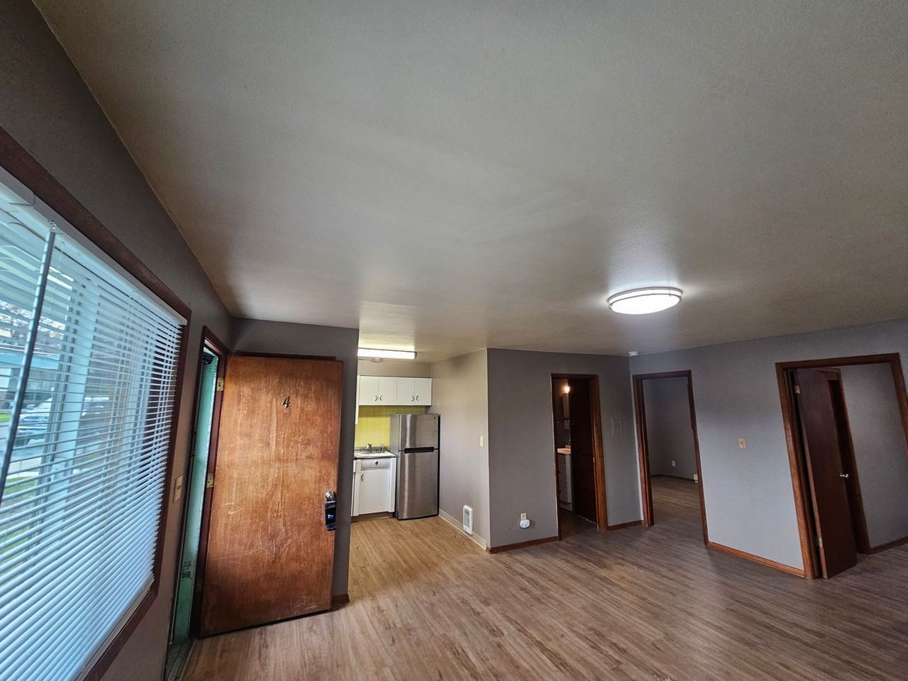 839 Cedar St #4 - Photo 5 of 15