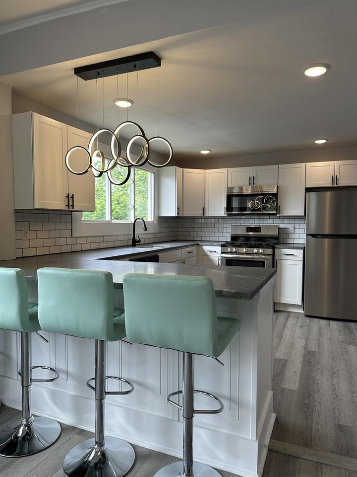 311 Oak St - Photo 7 of 23