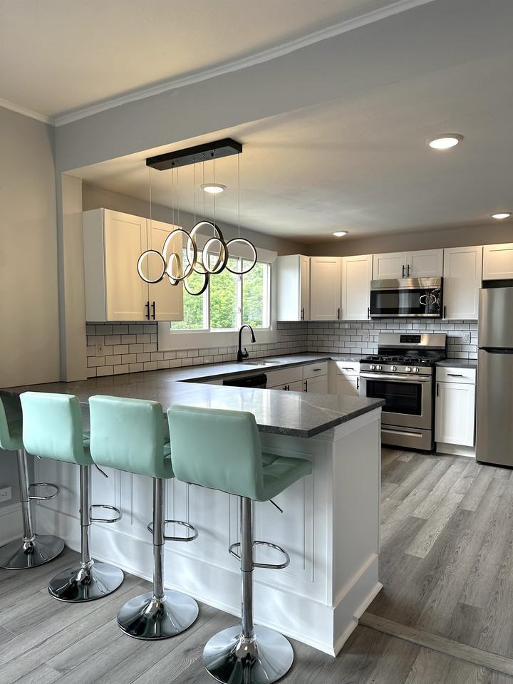 311 Oak St - Photo 5 of 23