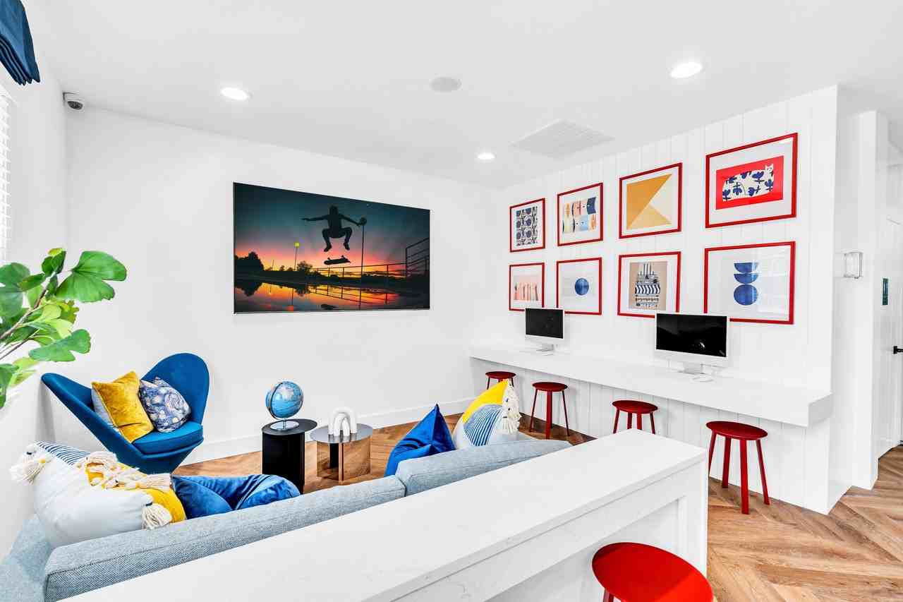 Liberty Commons - Photo 2 of 42