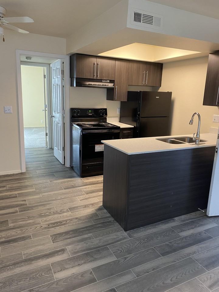 Covewood - Photo 4 of 7