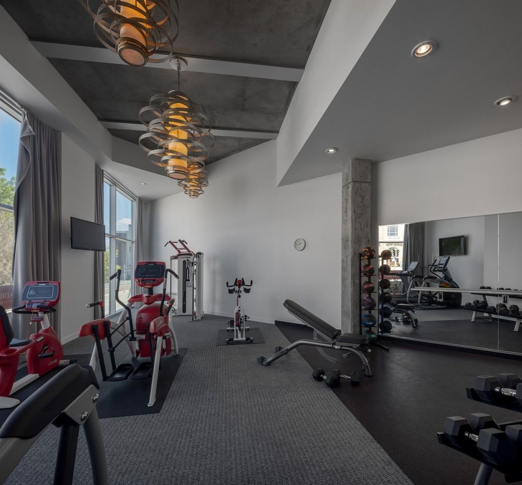 Stadium Lofts - Photo 6 of 14