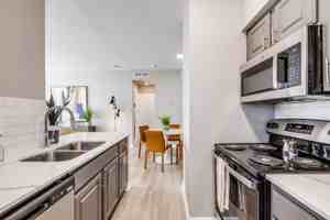 featured image of 900 Henderson Ave