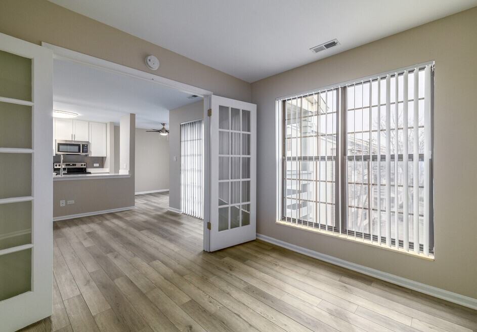 Clover Ridge East Apartments - Photo 3 of 23