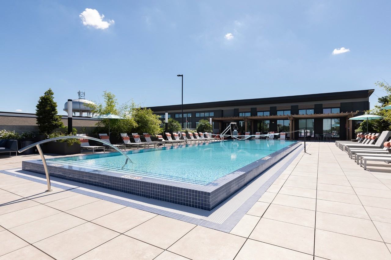 Theory Gainesville - Photo 4 of 24