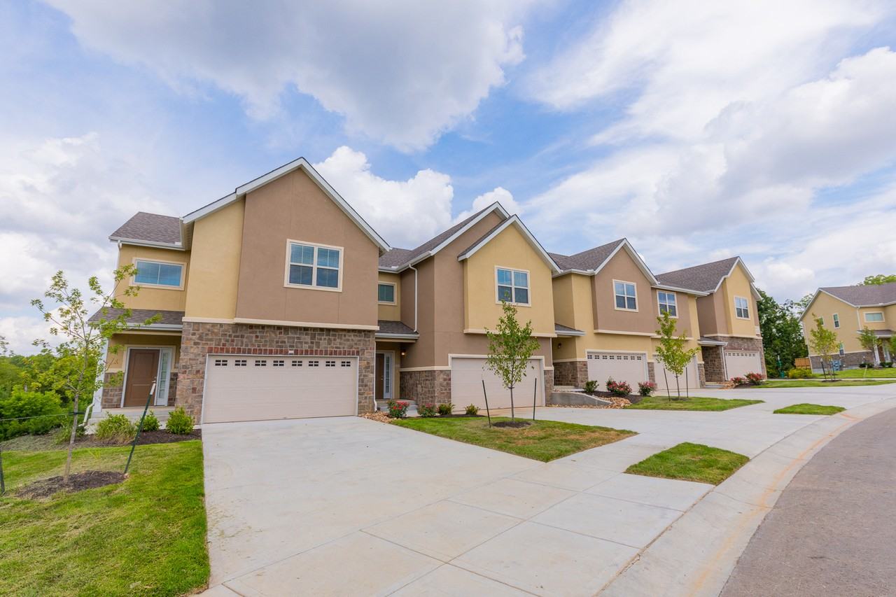 Prairie Creek Apartments & Townhomes - Photo 2 of 50