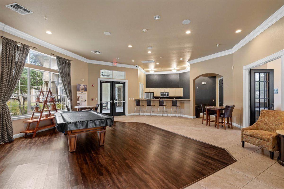 Wade Crossing Apartment Homes - Photo 6 of 43