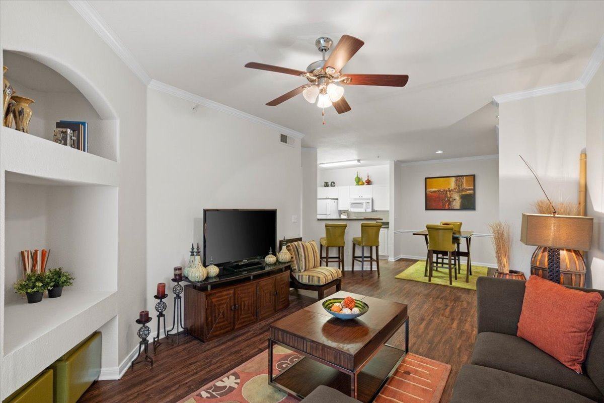 Wade Crossing Apartment Homes - Photo 3 of 43