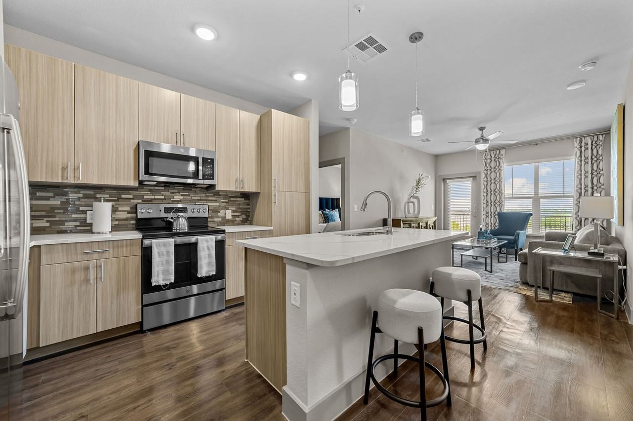 Harbor Hill - Photo 2 of 50