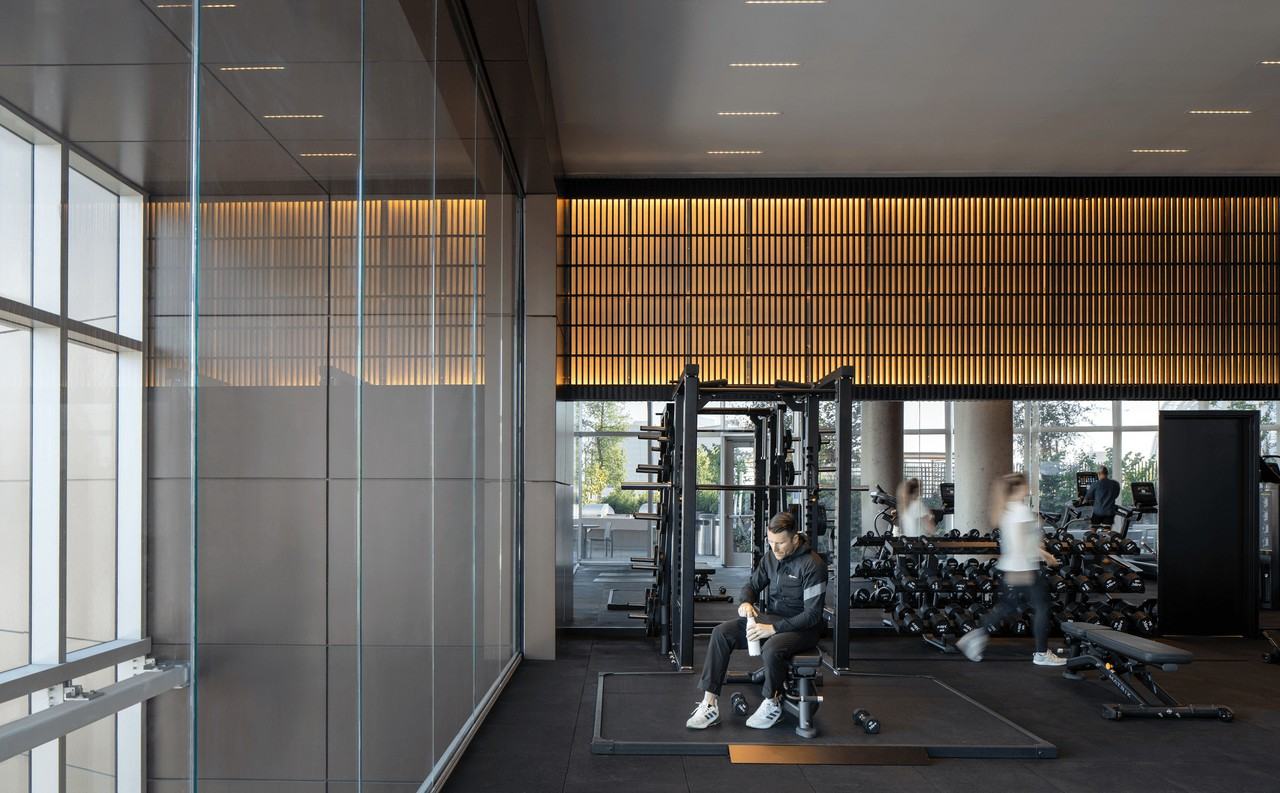 Miro - Photo 3 of 50