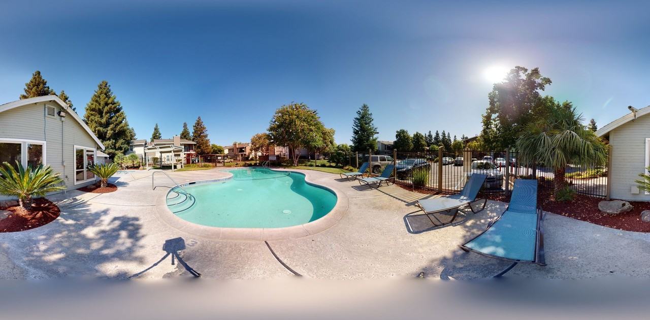 Bellwood - Photo 6 of 15