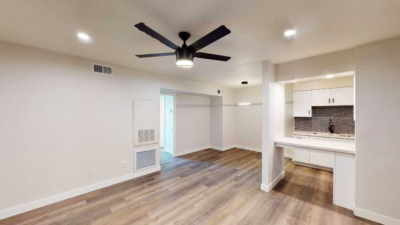 Aurora Villas - Photo 6 of 33